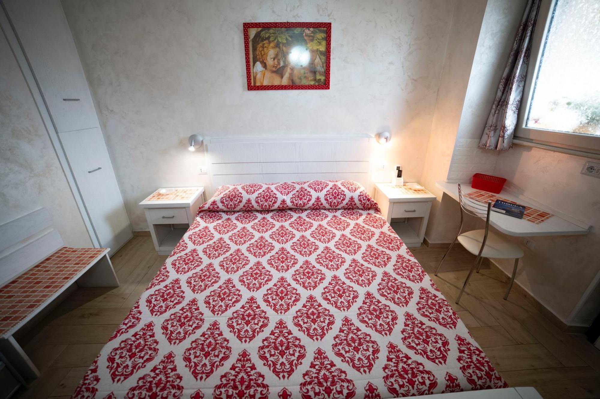 La Perla Del Tirreno Bed and Breakfast Tropea Buitenkant foto