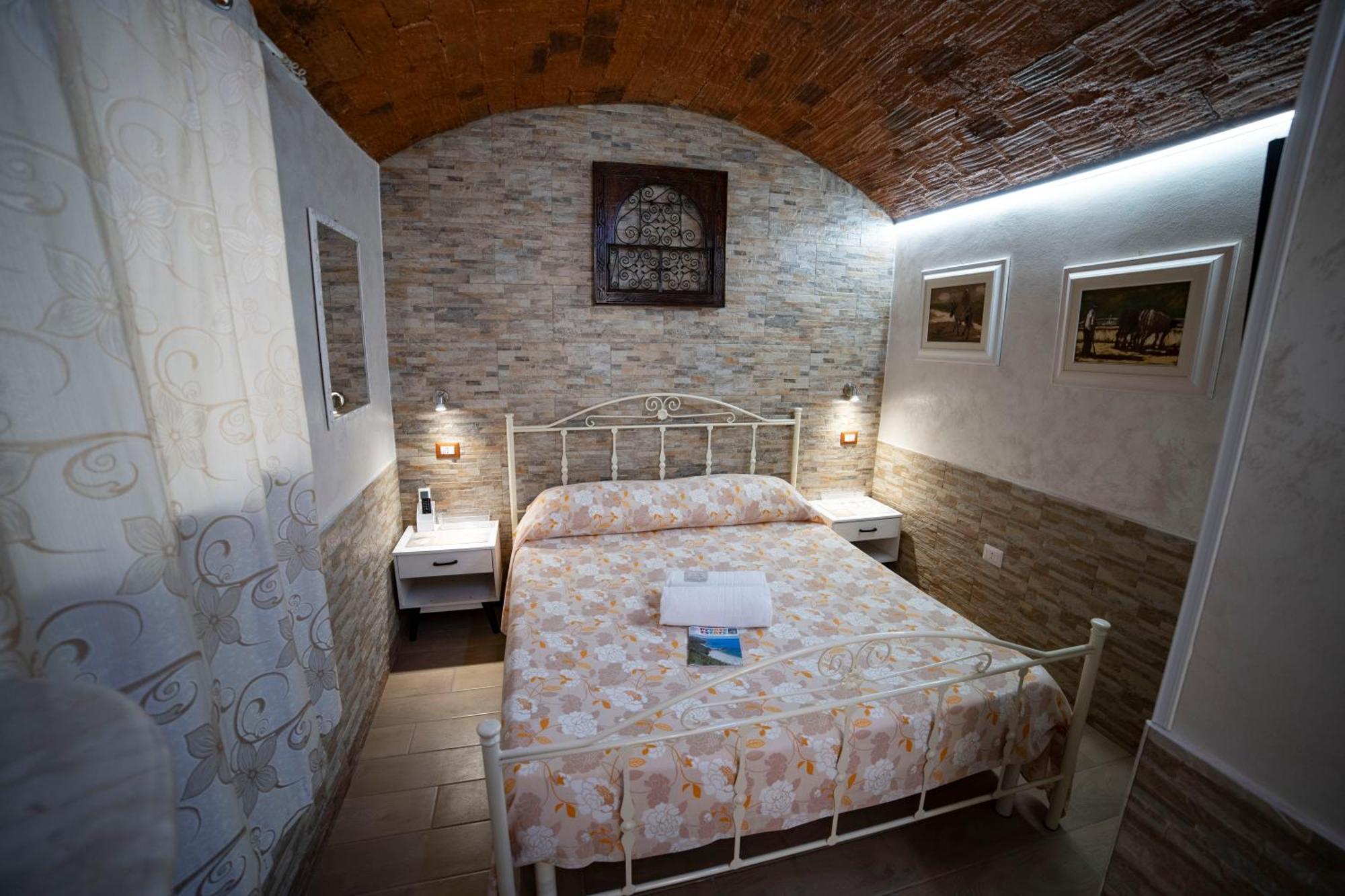 La Perla Del Tirreno Bed and Breakfast Tropea Buitenkant foto
