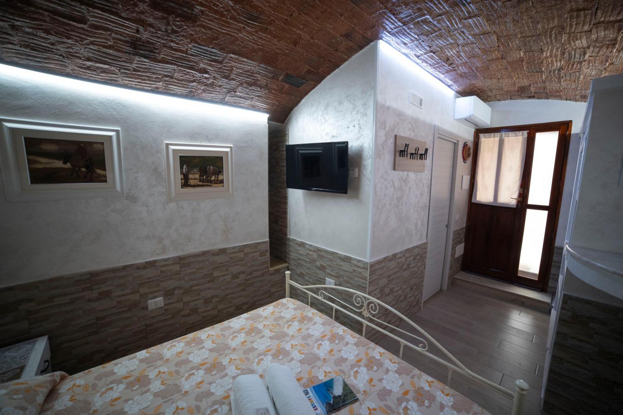 La Perla Del Tirreno Bed and Breakfast Tropea Buitenkant foto