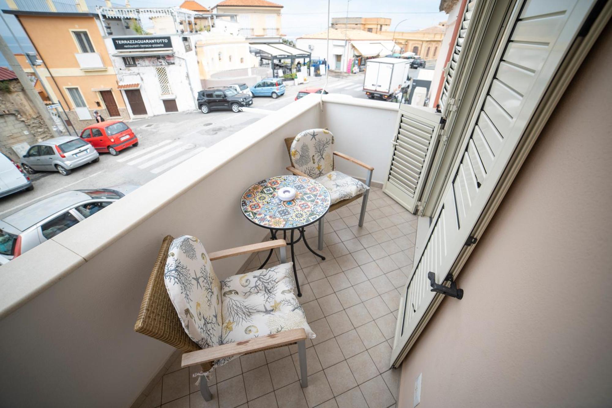 La Perla Del Tirreno Bed and Breakfast Tropea Buitenkant foto