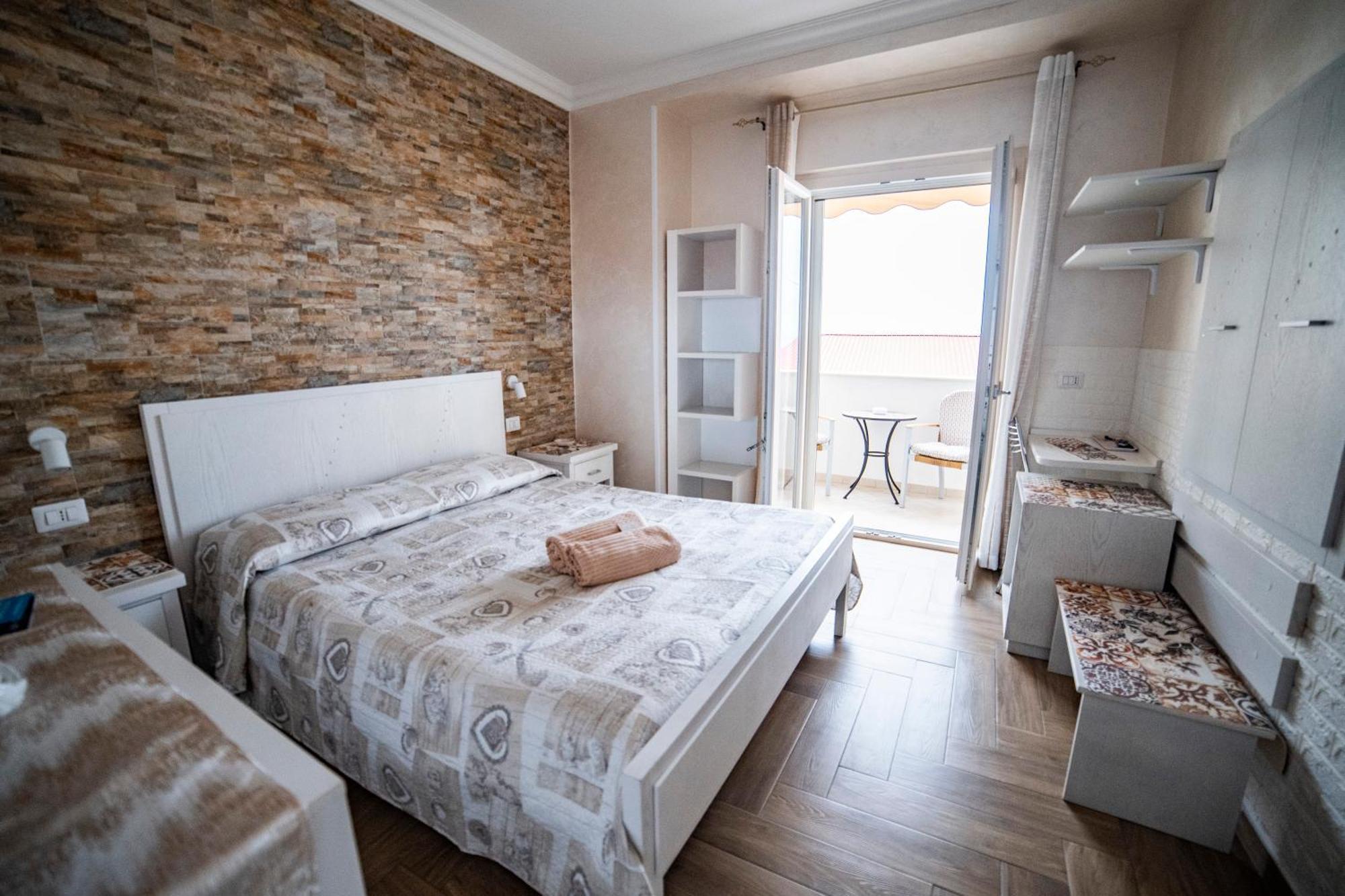 La Perla Del Tirreno Bed and Breakfast Tropea Buitenkant foto